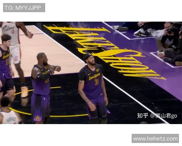 2012年湖人与活塞的激烈对决回顾与赛季精彩瞬间分析